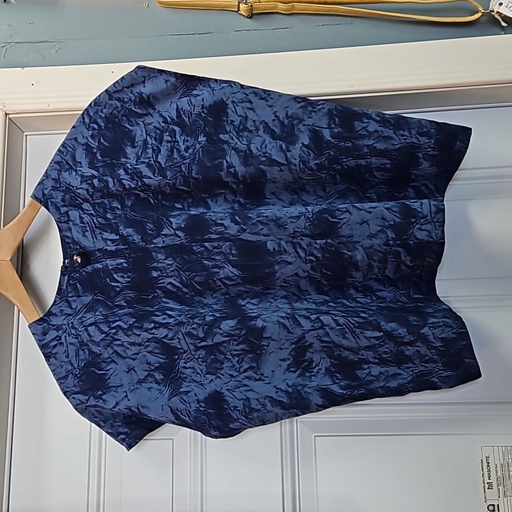 True Vintage D'allairds boxy fit 2 tone blue print blouse size 14